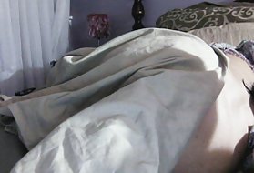 2 девојке онлајн порно Пакистан измедју гледају порно од рака у одећи